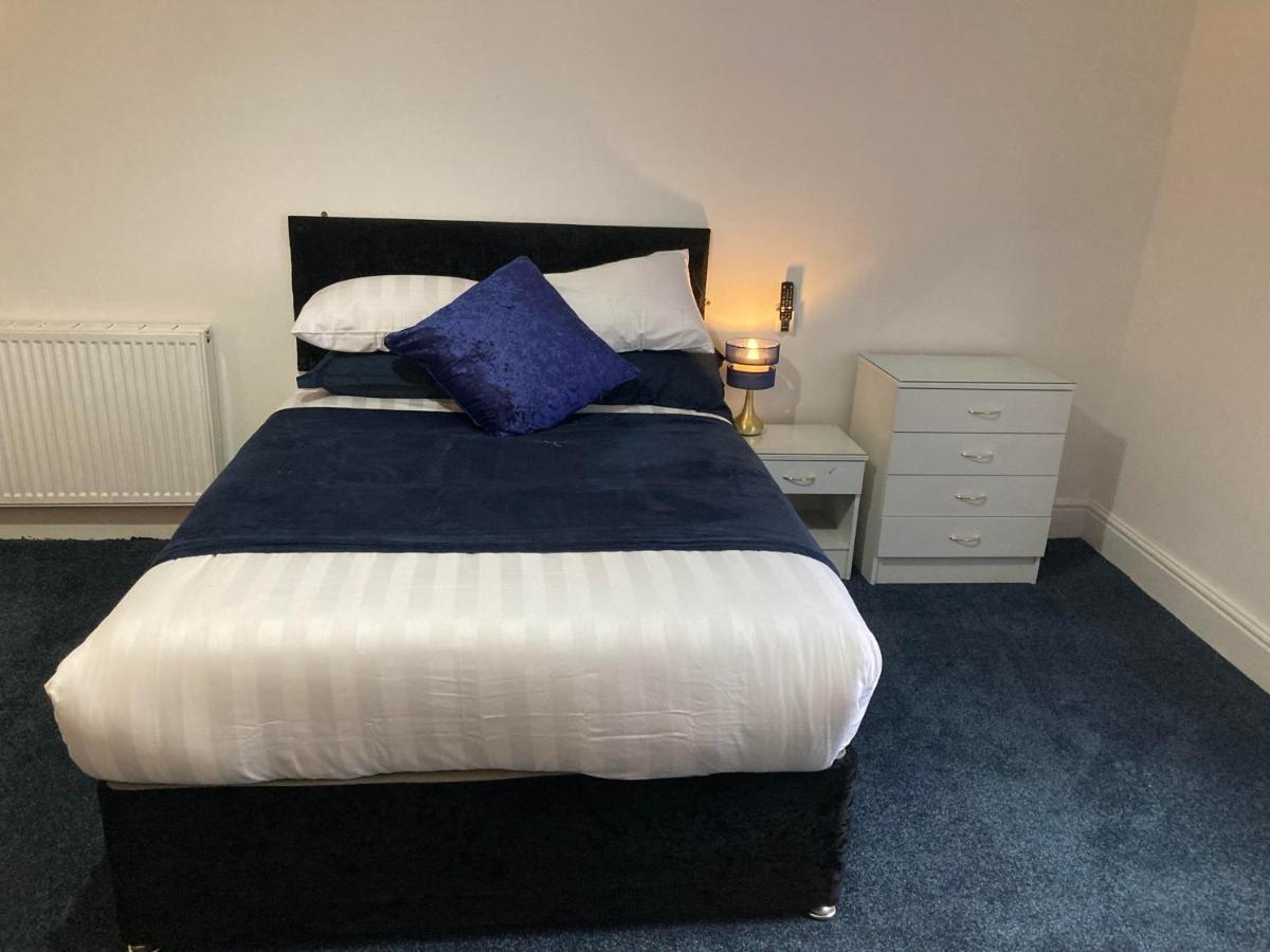 Agapi Apartment - Sea View Sleeps Ten Blackpool Kültér fotó